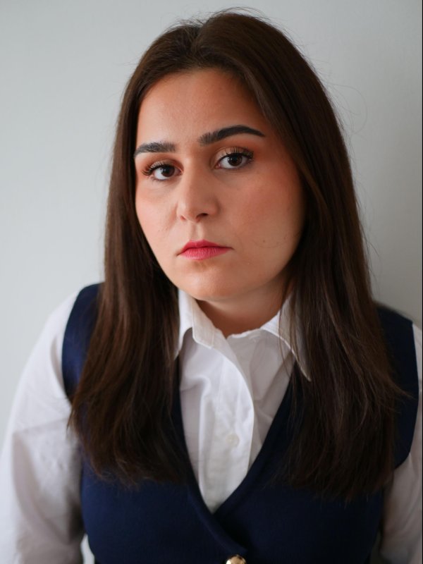 Aline  Avedikian 