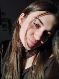 Clara Coursier -- Betto