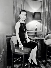 CHRISTELLE CHIC