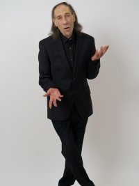 SERGIO CAVERO EGUSQUIZA  ag Victor