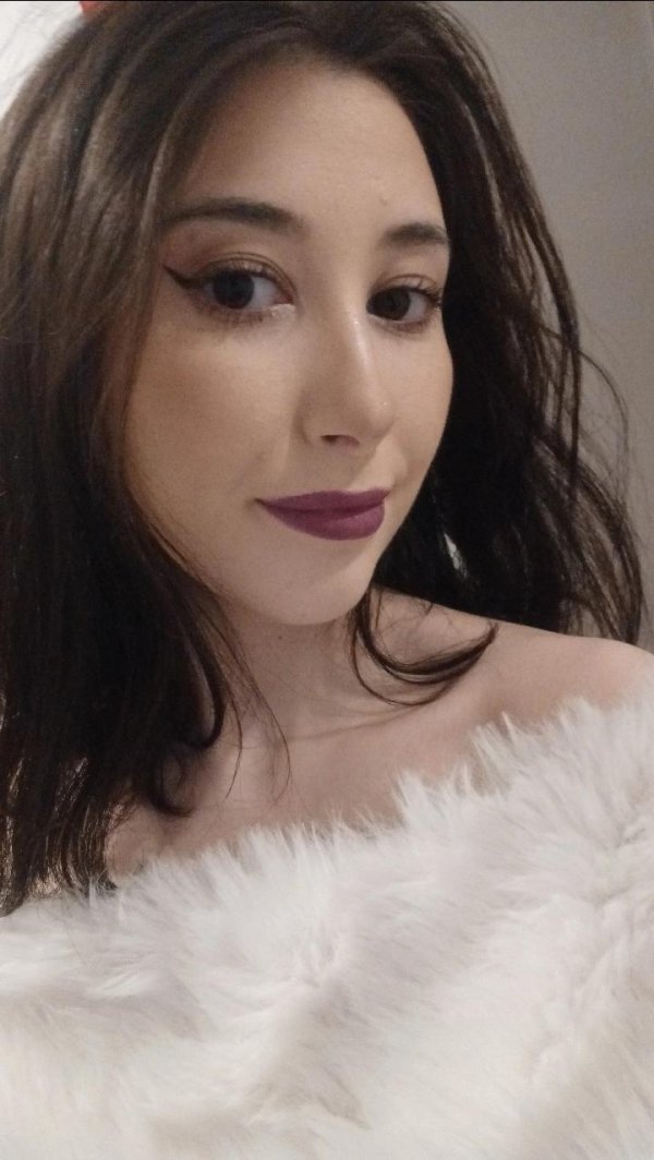 Cassandra Oliveri