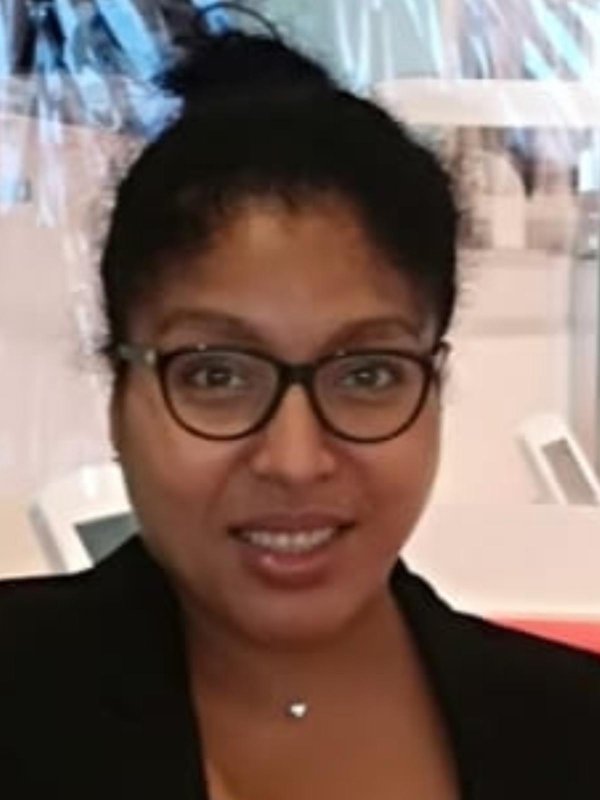 Mina El houari 