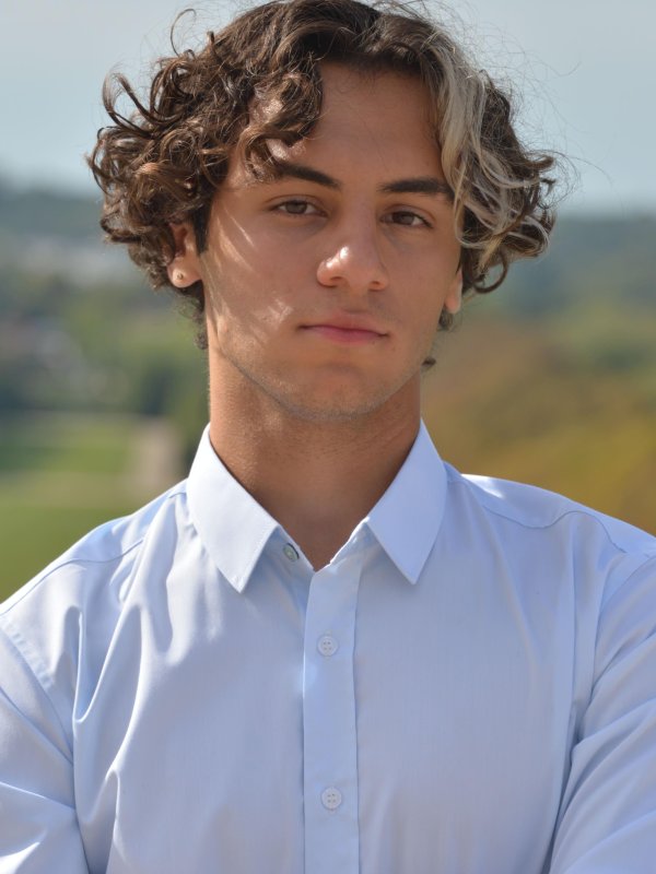IOSUB Iskande