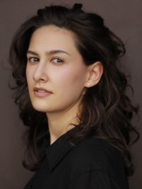 Pauline ROMERA portrait 3/4