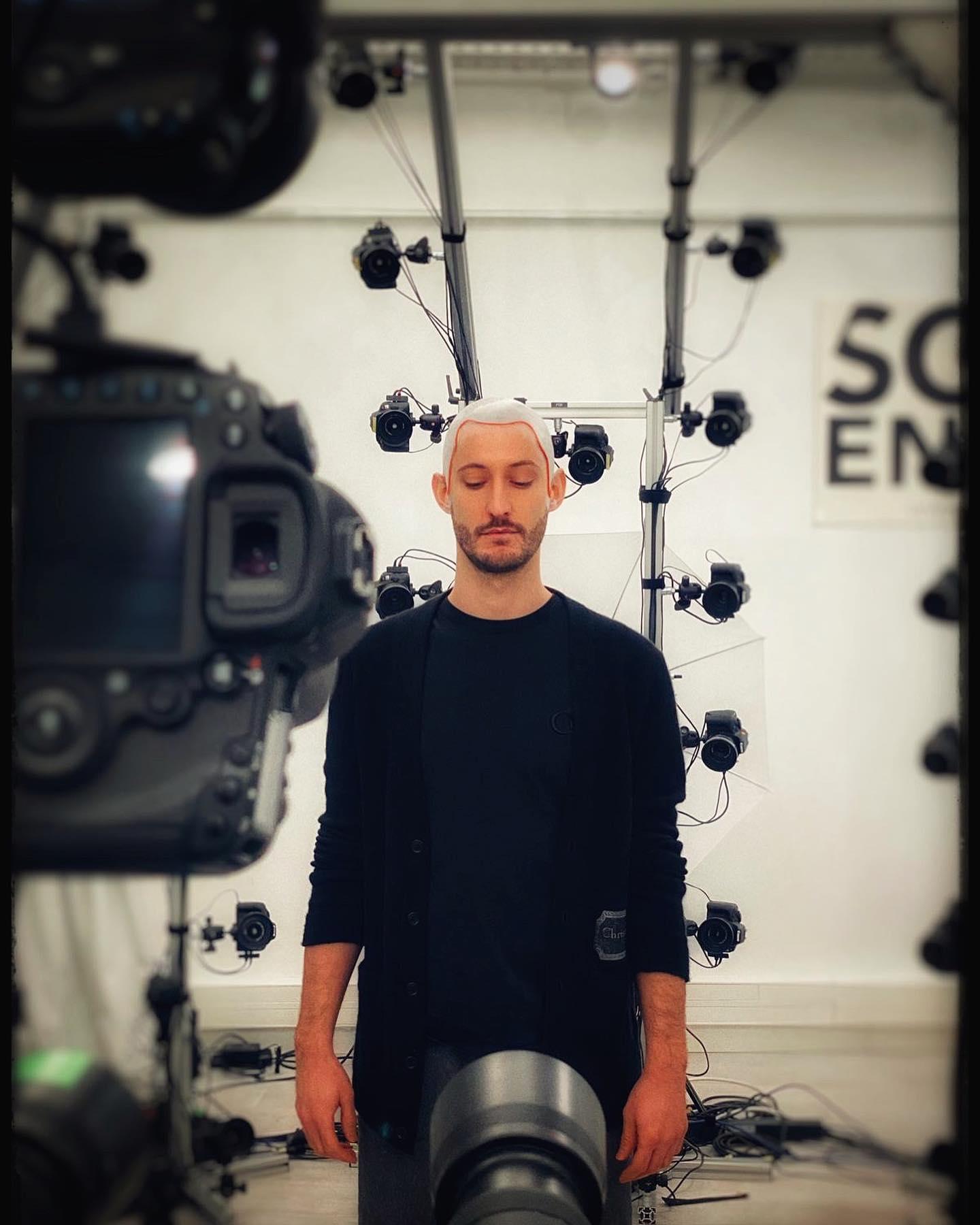 SCAN ENGINE : Casting Femme Caucasienne - très musclée - minimum 1m70 