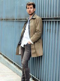 Olivier Quiviger_full-length portrait