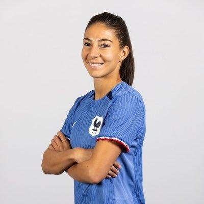 Doublure Joueuse de foot-ball équipe de France Féminine 