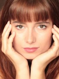 Portrait Hina Scholler 