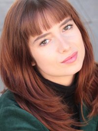 Portrait Hina Scholler 