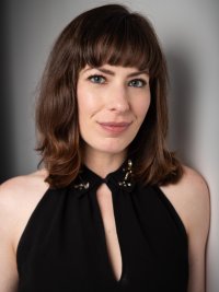 Laurie Winkel portrait 2025
