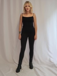 Daisy Freyja - silhouette