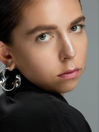 close up Mathilde Malleret - CDM Paris - Emmanuel Sanna - photographe Sebastien
