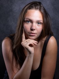 Lise F.