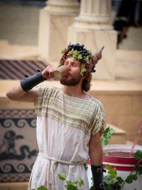 Nicolas 