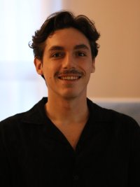 Ghislain ROËLS Moustache Alice Larionova