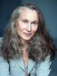 Stéphanie Boré - Portrait veste bleuâtre