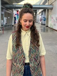 Portrait tête baissée