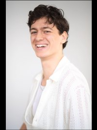 ODELIN Ewan Sourire- Décontracté- 07.83.63.54.01