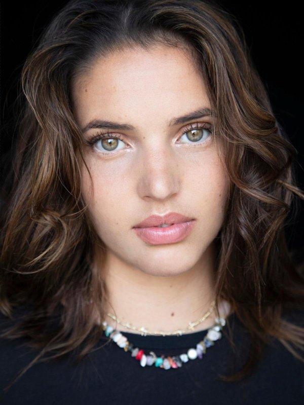 Naoma Defawe Radmilovitch