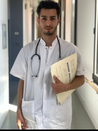 DOCTOR 