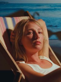 Visuel by Martin Schrepel ( clip Les Vagues)