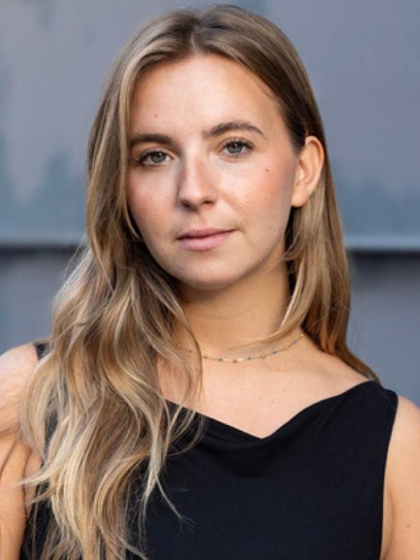 Julie Barrazza