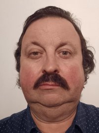 Olivier DE PRIESTER Moustaches