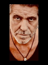 Regard dur