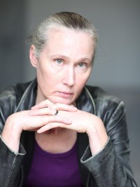 Stéphanie Boré - Cuir & violet
