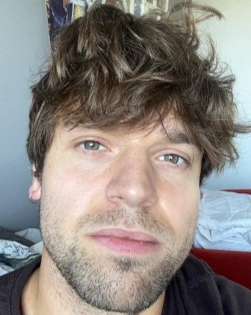 Jules  Hernandez Perry