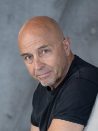 Eric TCHU