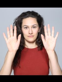 Pauline ROMERA mains arrière