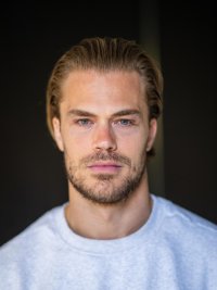 headshot