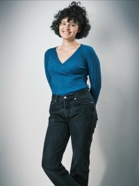 Pauline CAVIGLIA Photo en pieds 