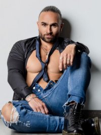 Portrait assis 2