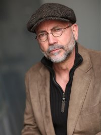 Frédéric Foggieri   Casquette & lunettes 2
