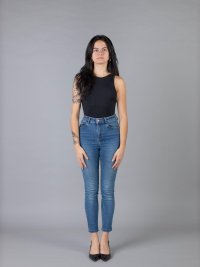 Lilia - photo en pied