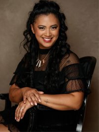 Portrait Latina