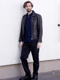 Sébastien RAYMOND.97.en pieds