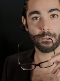 Mehdi Meresse : comédien, danseur, être vivant