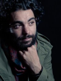 Mehdi Meresse : comédien, danseur, être vivant