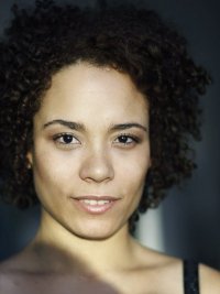 OLIVIA BARREAU 3