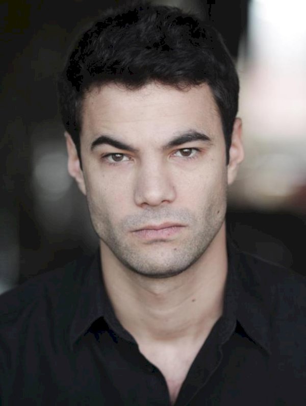 Valentin DE CARBONNIÈRES