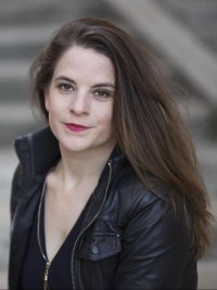 Laura JUNILLON
