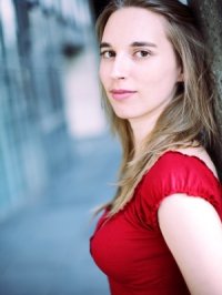 Hélène LAILHEUGUE