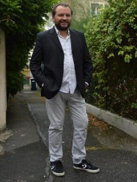 Cédric Godgrand tenue dépareillé
