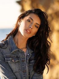 Laura Ferreira