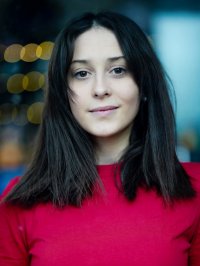 Lola  Burbail