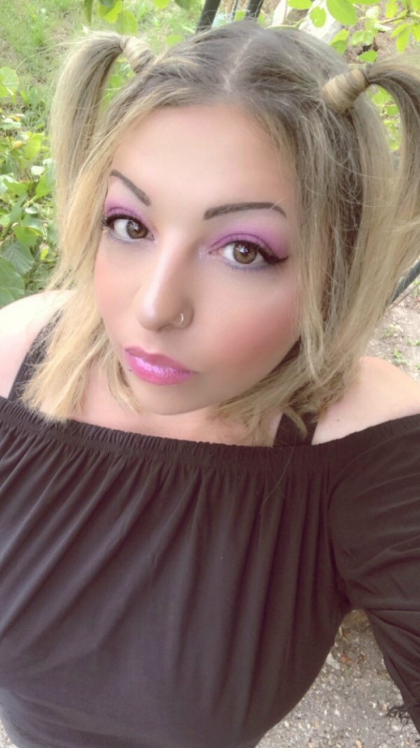 Nina Le Roux