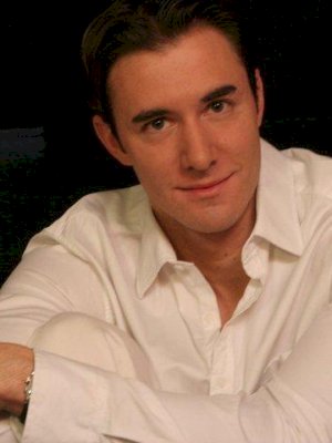 Bob FERRY